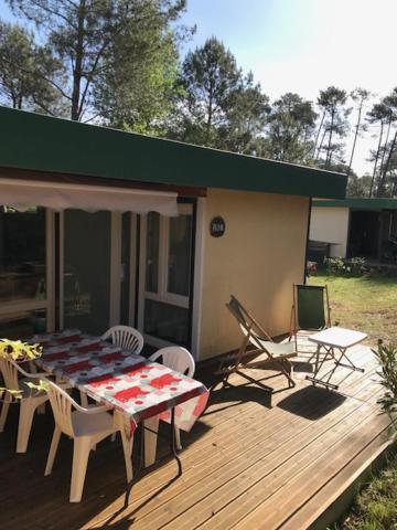 Village Vacances Aux Villages Sous Les Pins Léon Εξωτερικό φωτογραφία