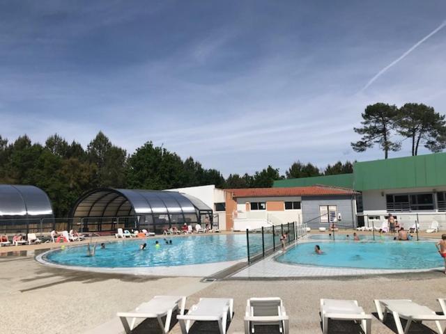 Village Vacances Aux Villages Sous Les Pins Léon Εξωτερικό φωτογραφία