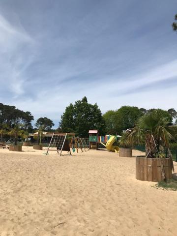 Village Vacances Aux Villages Sous Les Pins Léon Εξωτερικό φωτογραφία